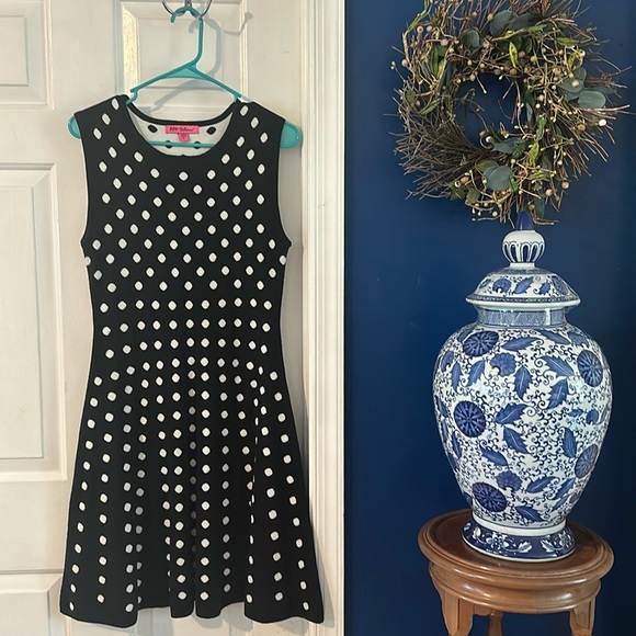 Women’s Vintage Knit Betsy Johnson Black & White Polka-Dot Dress Size Medium - Picture 1 of 9
